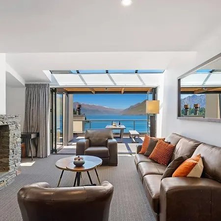 6-Bedroom Penthouse Apartment - The Beacon
